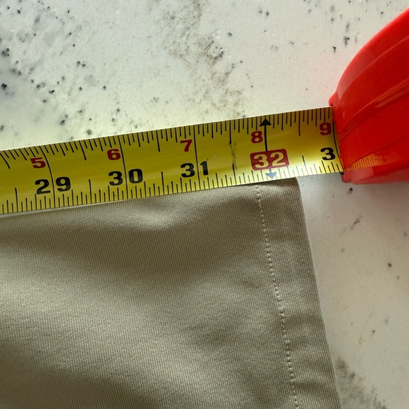 Lululemon ABC Pant - Picture 4 of 4